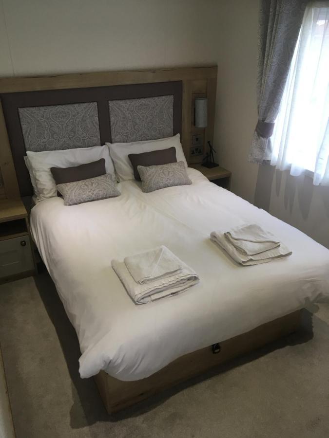 Tattershall Lakes Retreat 3 Bedroom Mini Lodge Waddington  Екстер'єр фото