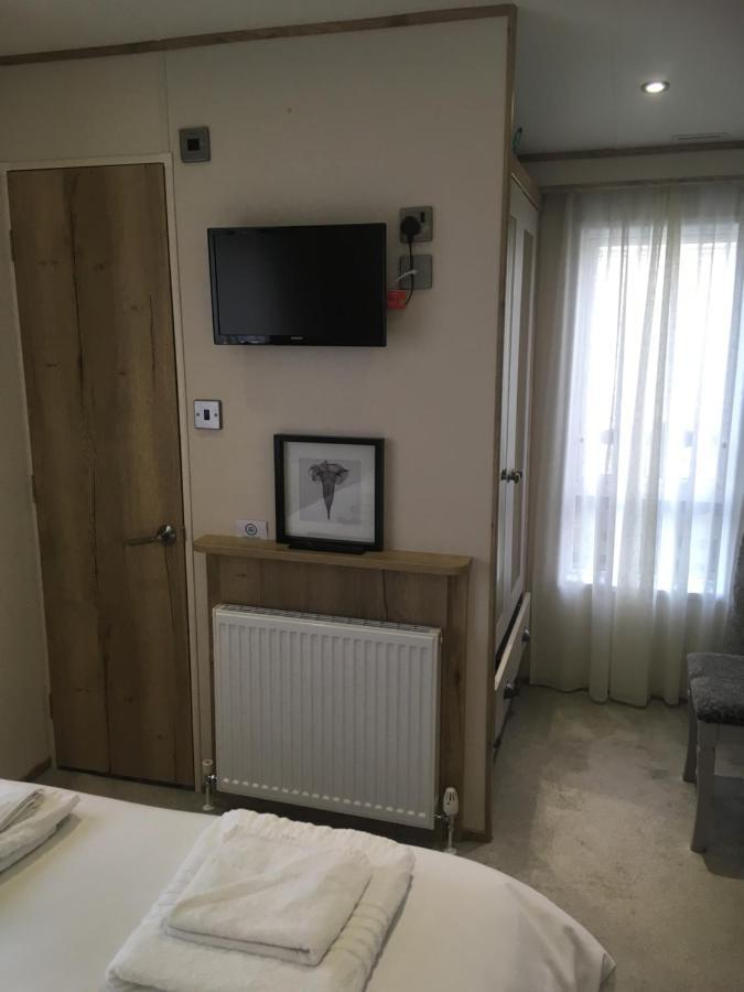 Tattershall Lakes Retreat 3 Bedroom Mini Lodge Waddington  Екстер'єр фото